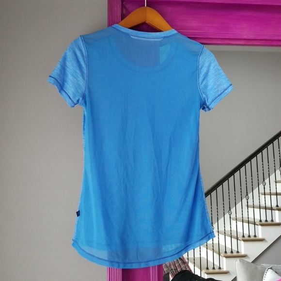 Lululemon mesh back tee - Picture 4 of 4